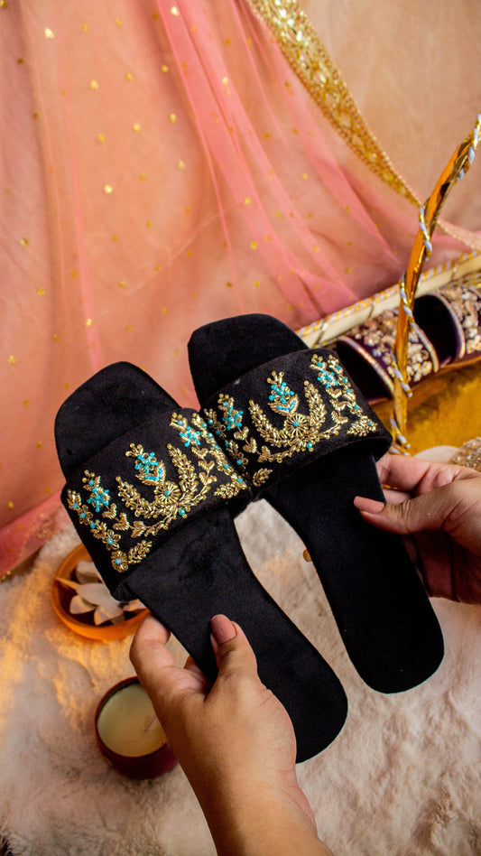 Mehek (Black)