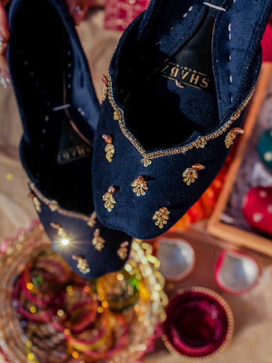 Nayaab (Navy Blue)